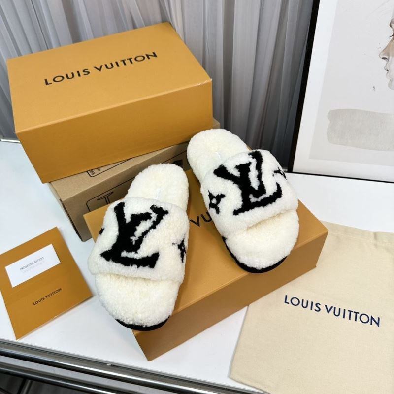 Louis Vuitton Slippers